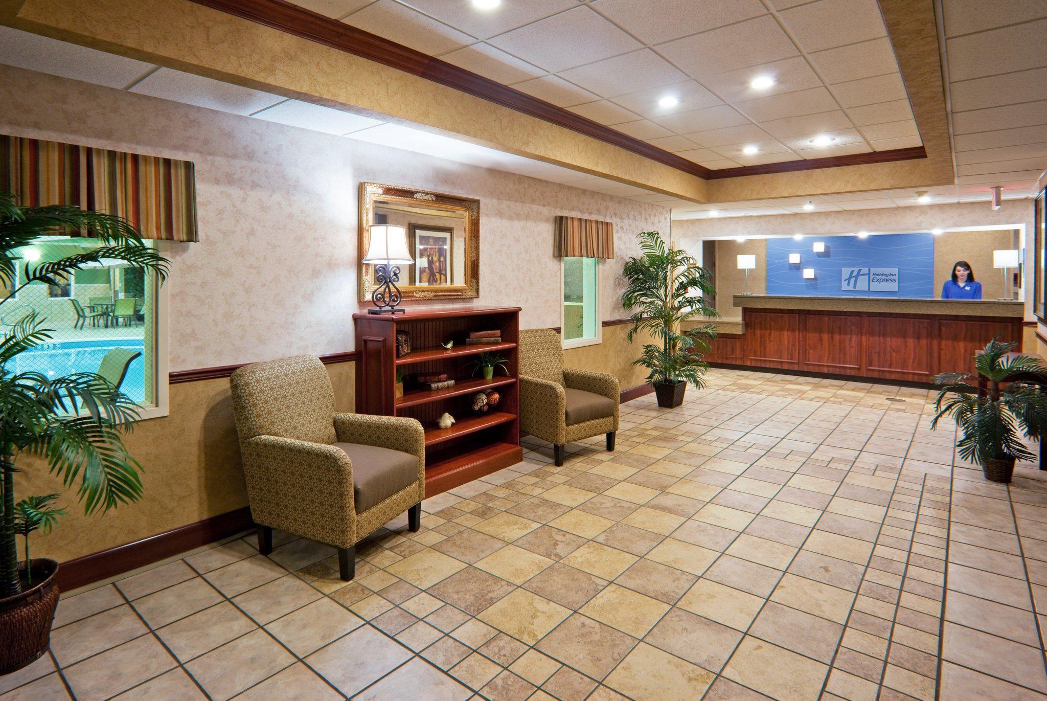 Holiday Inn Express & Suites Troy By Ihg Esterno foto