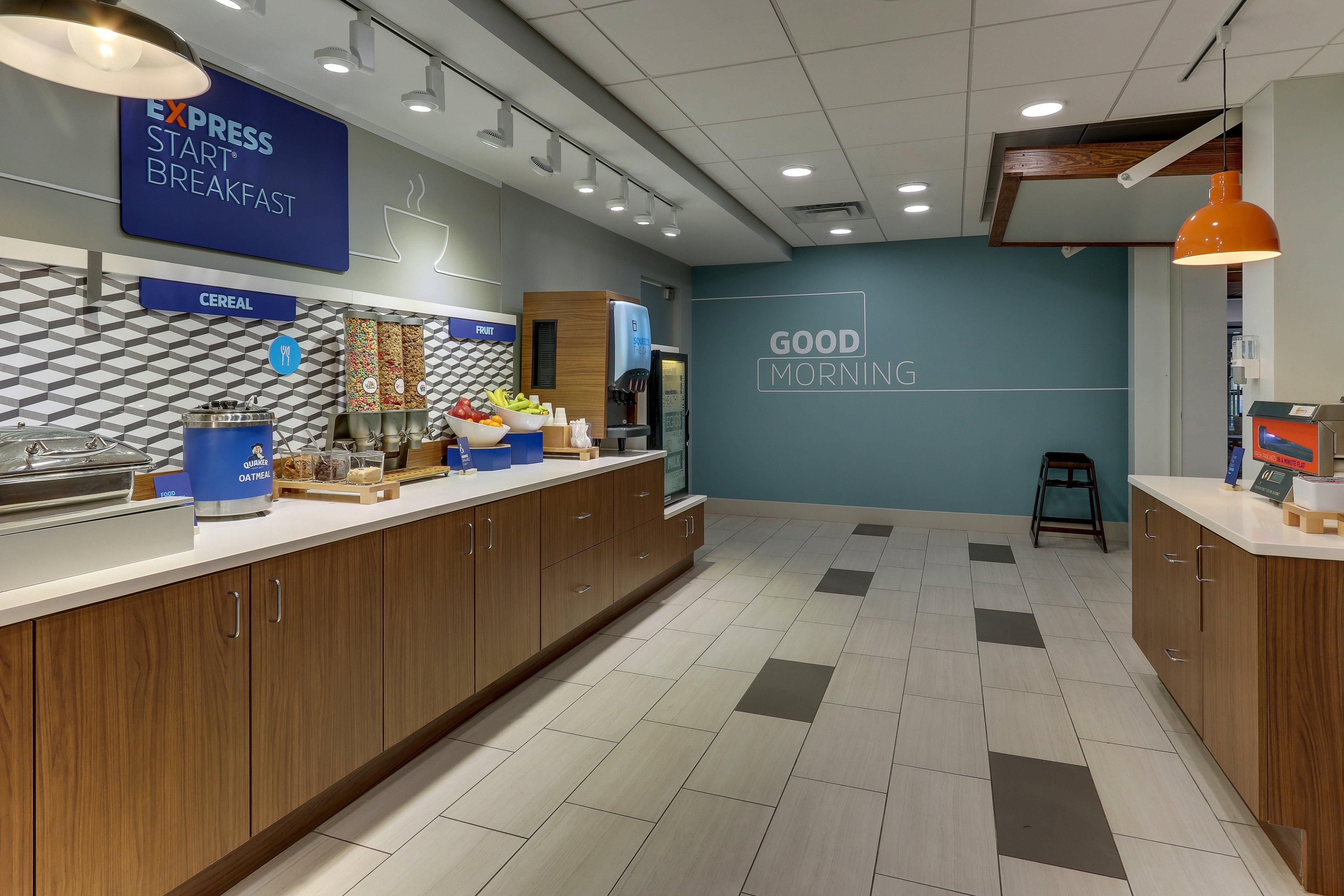 Holiday Inn Express & Suites Troy By Ihg Esterno foto