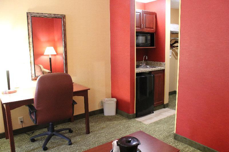 Holiday Inn Express & Suites Troy By Ihg Esterno foto